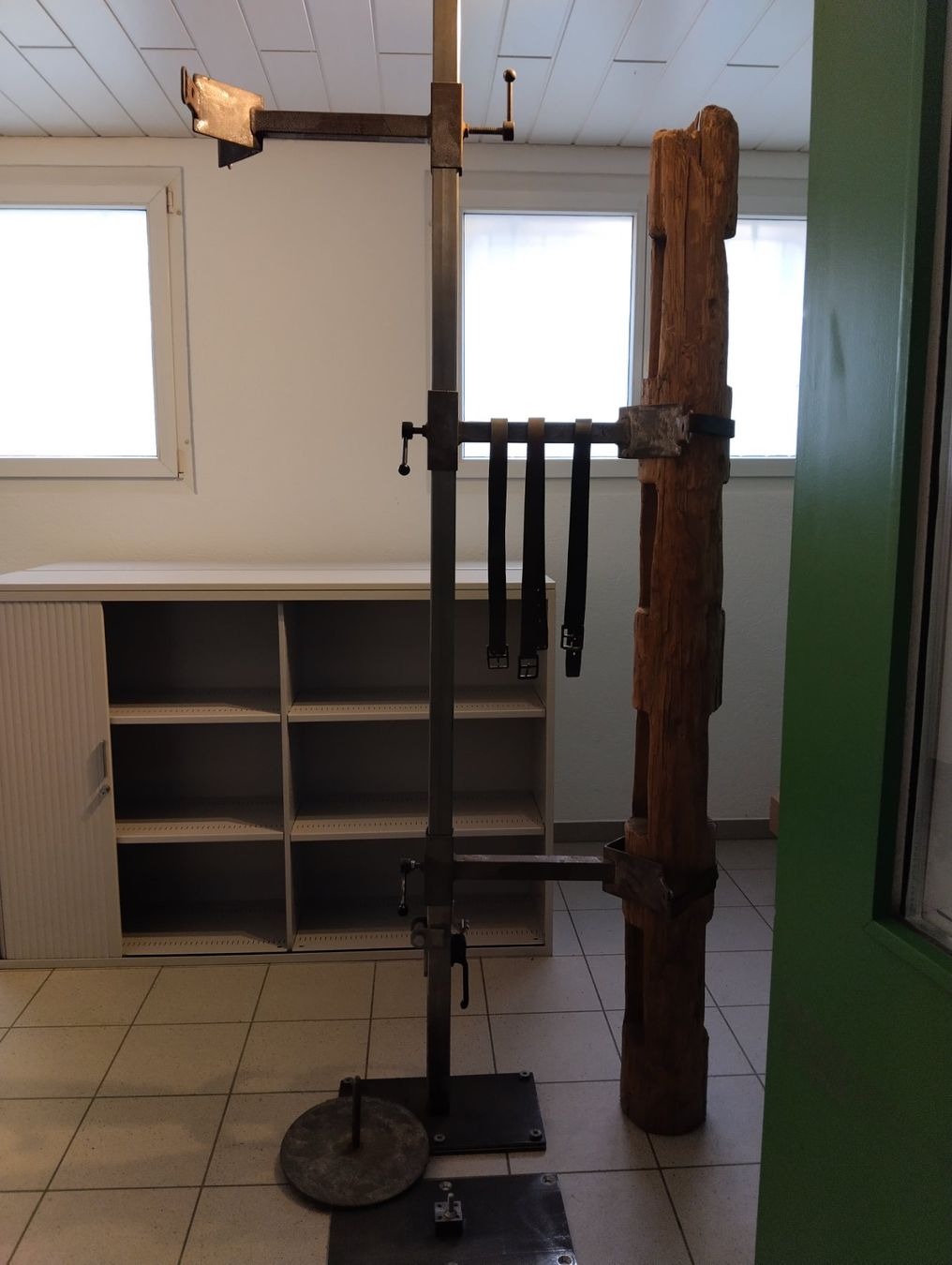 Tous les outils: Aufspannvorrichtung – D'occasion à Gretzenbach par Cobra71 3