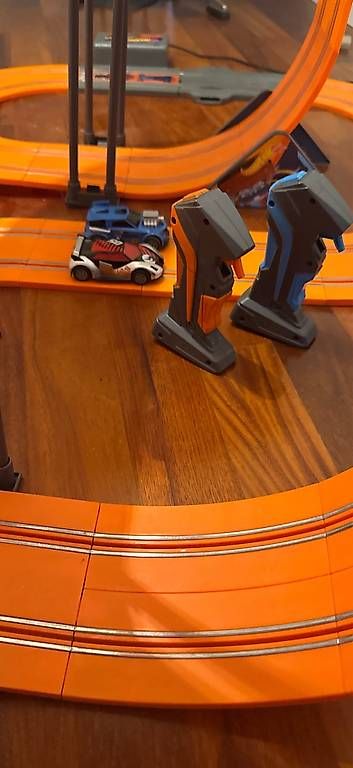 Piste: Hot Wheels Elektrorennbahn – Usato da Weiningen ZH venduto da Fabu1892 1
