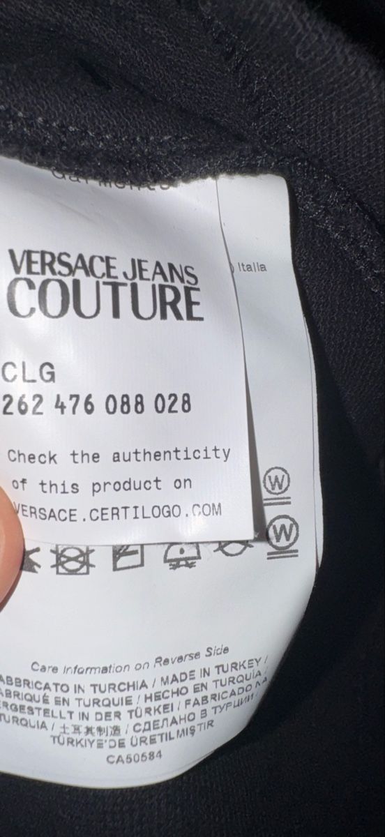 Versace Magliette Polo: Polo nuova originale Versace Jeans Couture Nera 56 / cotone. – Nuovo (secondo la descrizione) da Volketswil venduto da mau_9pxs 4