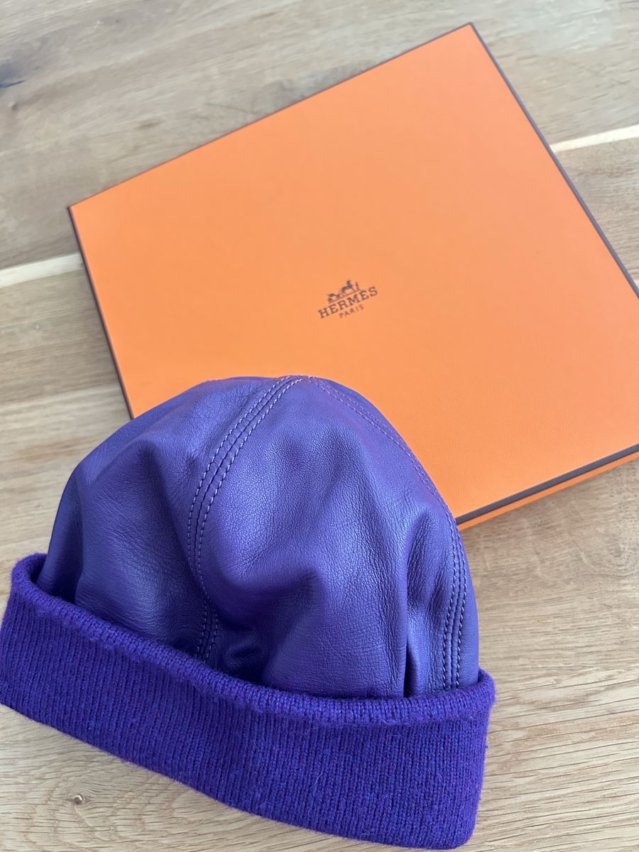 Hermès Foulard & Sciarpe: Hermès Schal und Mütze – Usato da Emmetten venduto da cat_7fvq 2
