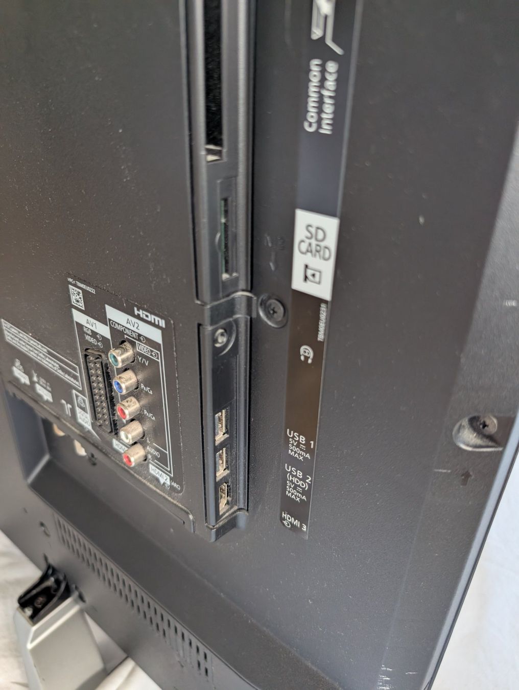 Panasonic Fernseher: Panasonic TX-42ASW654 – Gebraucht aus Zürich von kun_q5pg 4