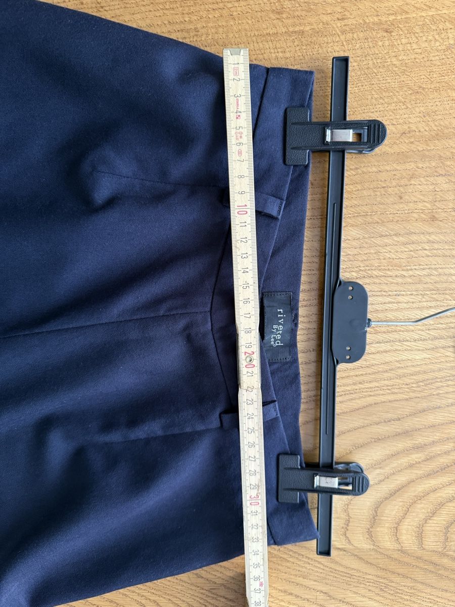 Lee Pantaloni: vintage Hose Riveted by Lee – Usato da Siebnen venduto da koschitoschi 5