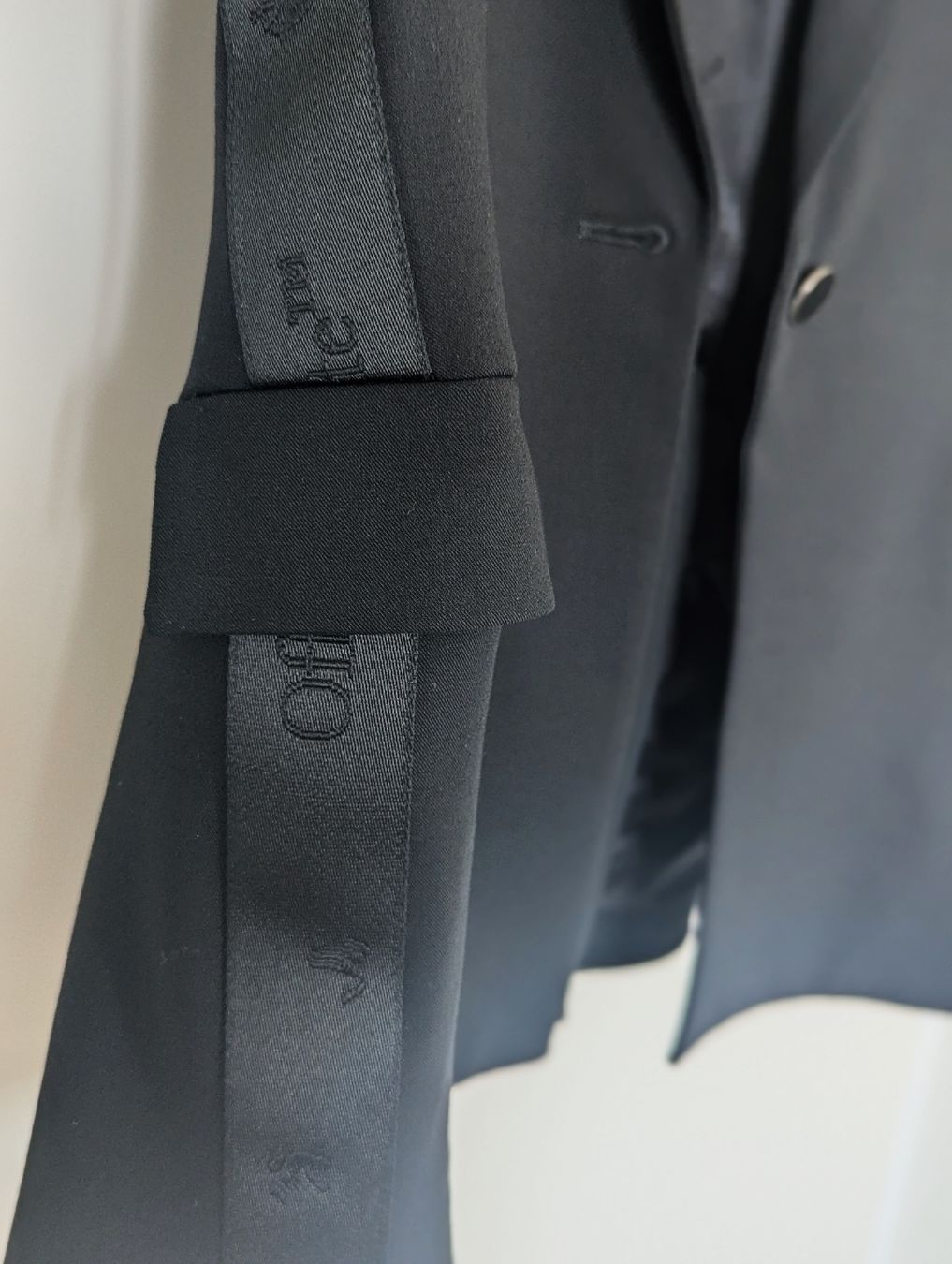 Off-White Giacche: Off-White Black Blazer - Perfect Condition/ New Price 1900.- – Usato da Basel venduto da katrin984 2