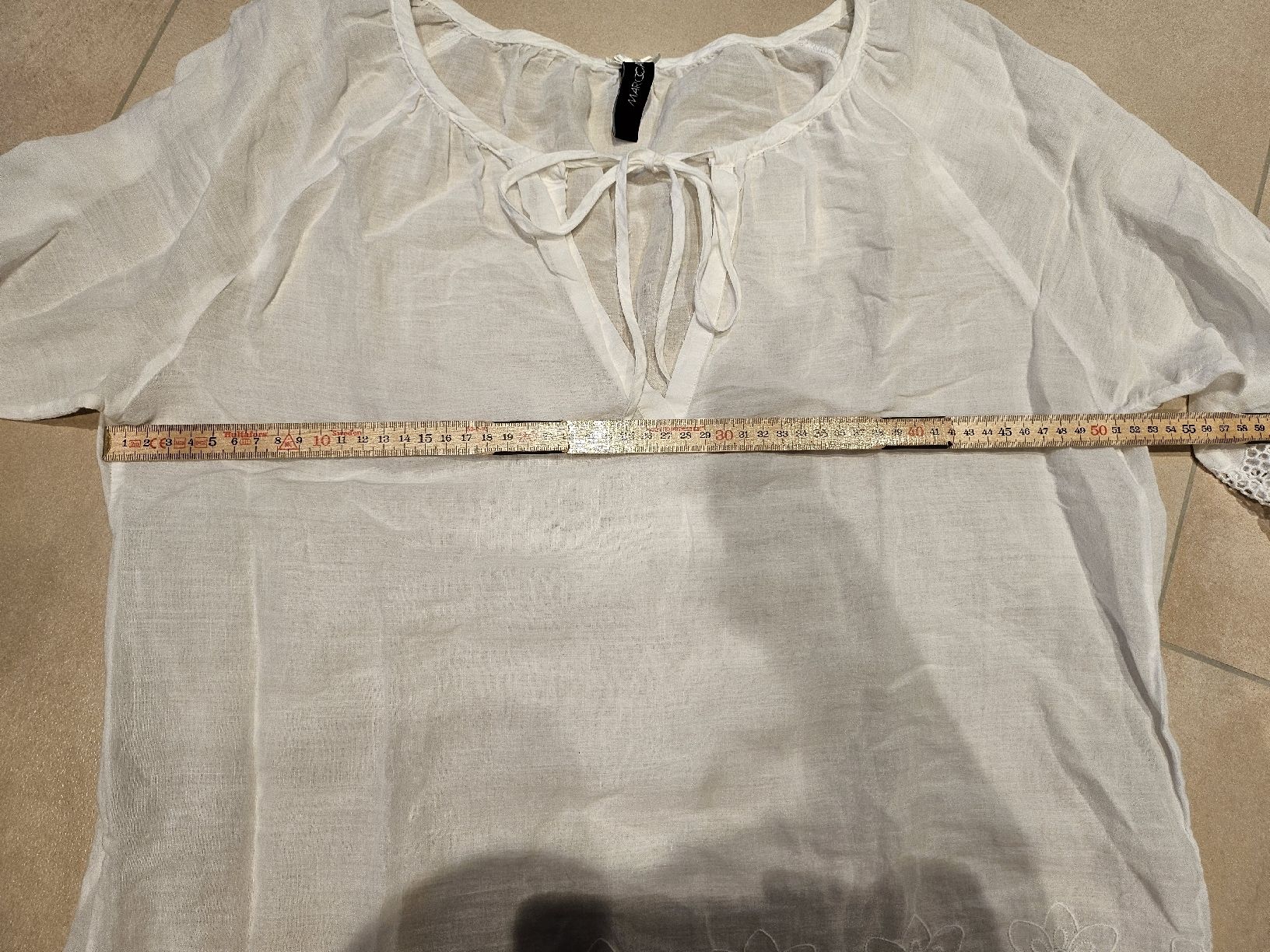 Marc Cain Chemisiers: Marc Cain Bluse weiss gr.38/40  – D'occasion à Allschwil par na.wi.90 5