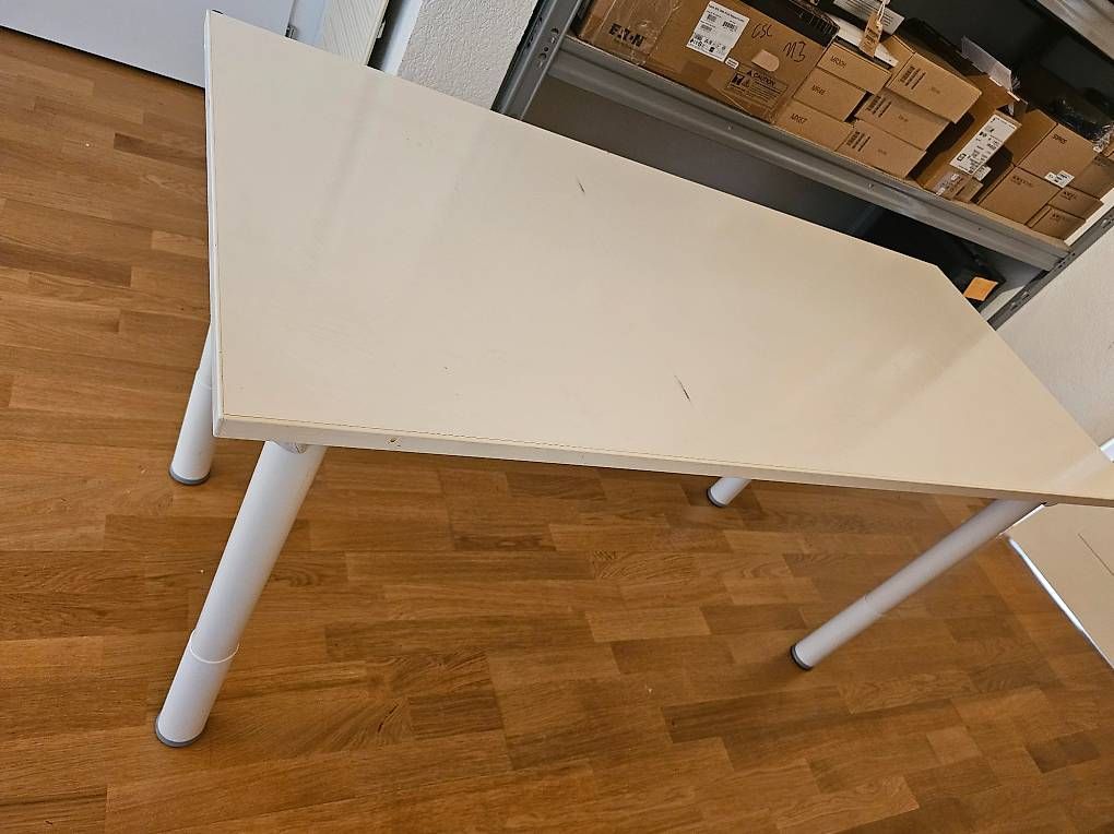 Scrivanie: Table de bureau de grande qualité – Usato da Ste-Croix venduto da gfamily 1