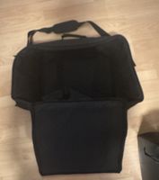 Tasche mit Schultergurt 