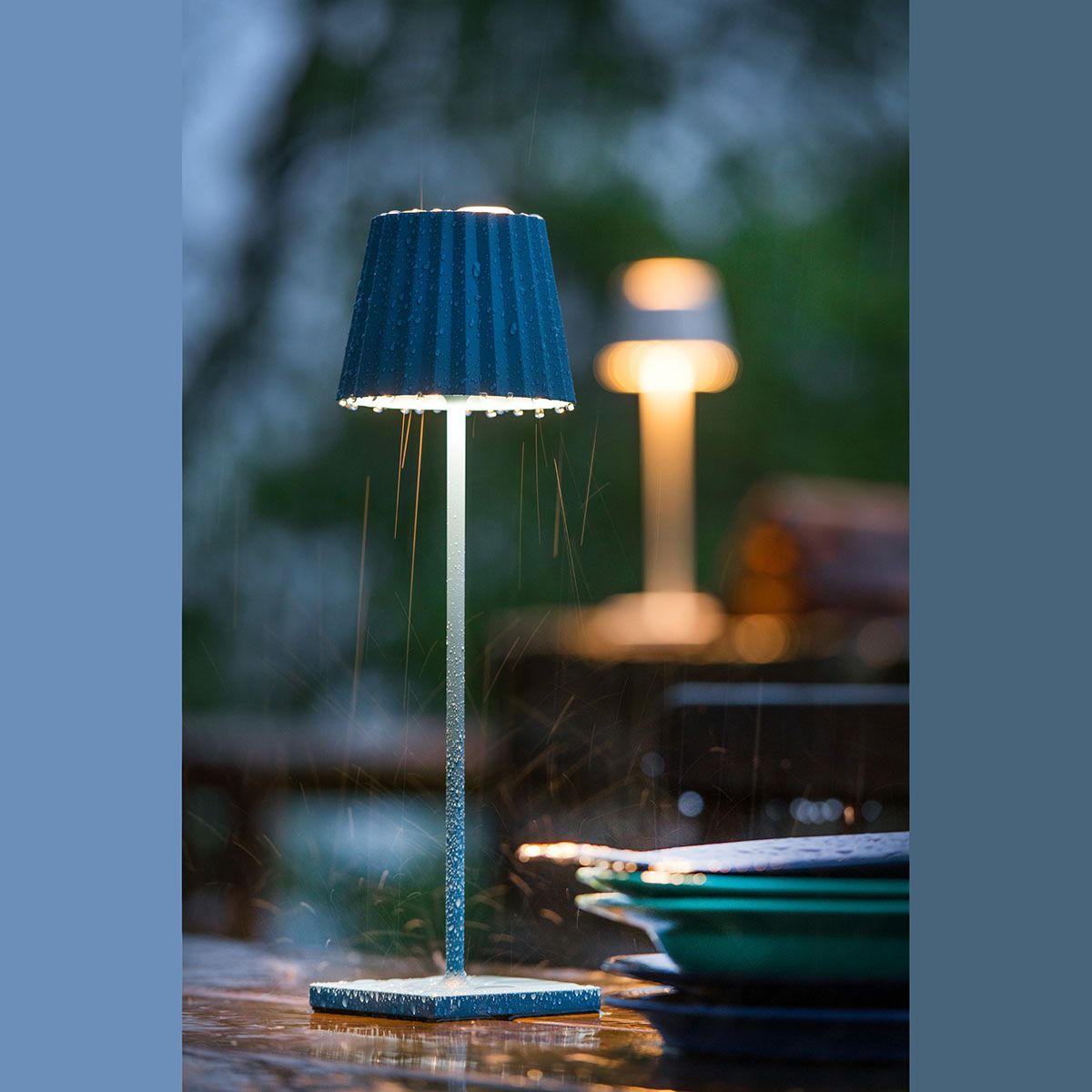 Lampade: LED Aussen Tischleuchte, Blau, IP54 – Nuovo (secondo la descrizione) da Kreuzlingen venduto da Smart-Light 1