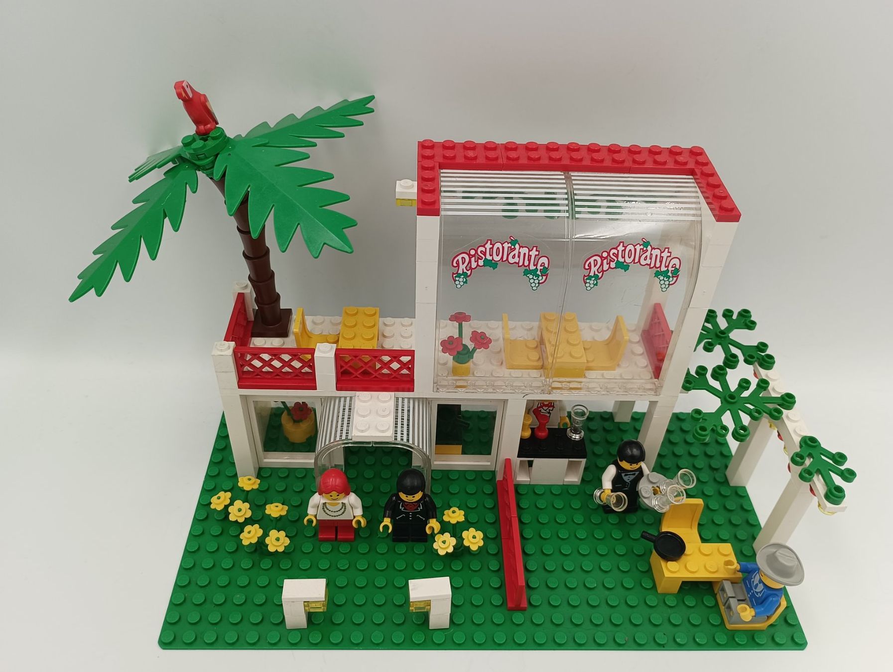 Lego Spielzeuge: 6376 Breezeway Café – Gebraucht aus Bremgarten AG von redstar69