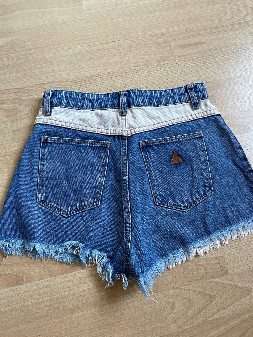 Jeans: Short jeans Abrand - pastel – Usato da Nyon venduto da Vivafripa 1