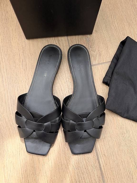Scarpe da donna: YSL Nu Pieds Sandalen/Pantolette  – Usato da Aesch BL venduto da trash12