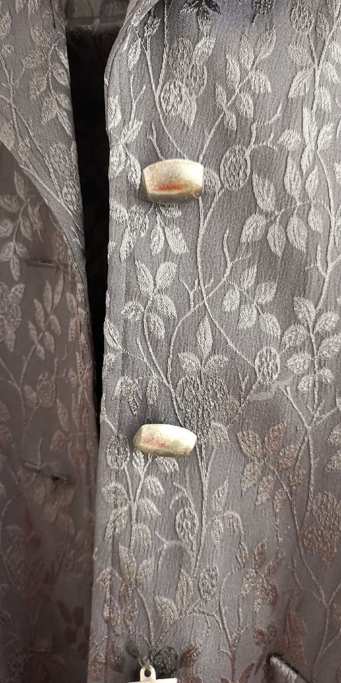 Anzüge & Kostüme: Schicker Damenanzug Gr. 40, Jacke und Hose – Gebraucht aus Itingen von schweizersternchen 6