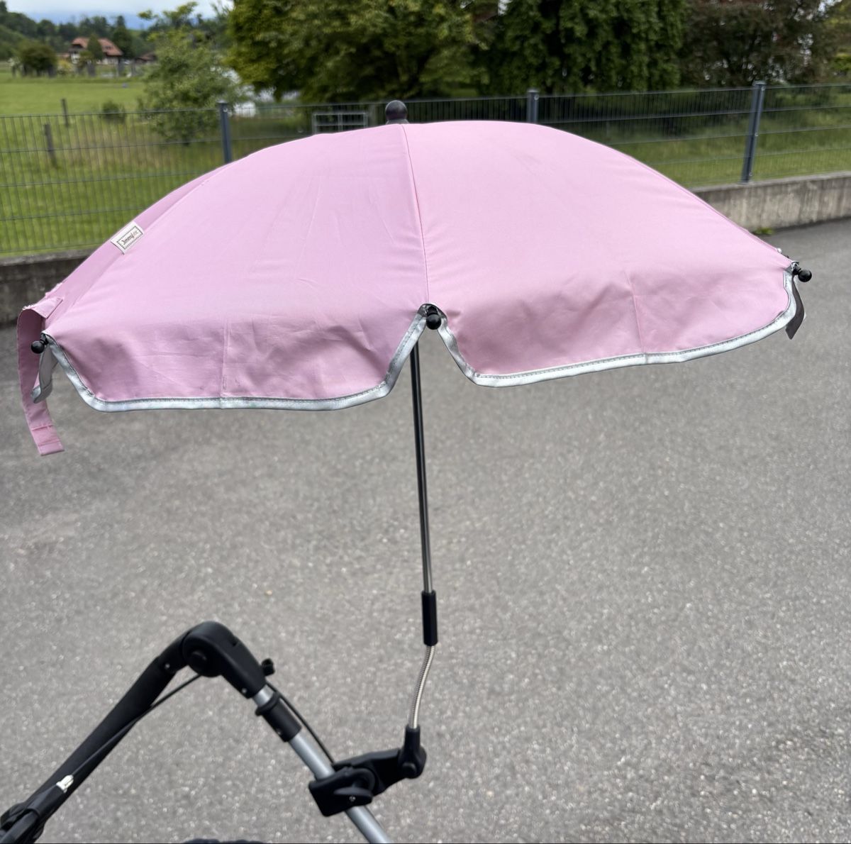 Ombrelloni: Jimmylee Kinderwagen Sonnenschirm – Usato da Gümmenen venduto da Duke1976 1