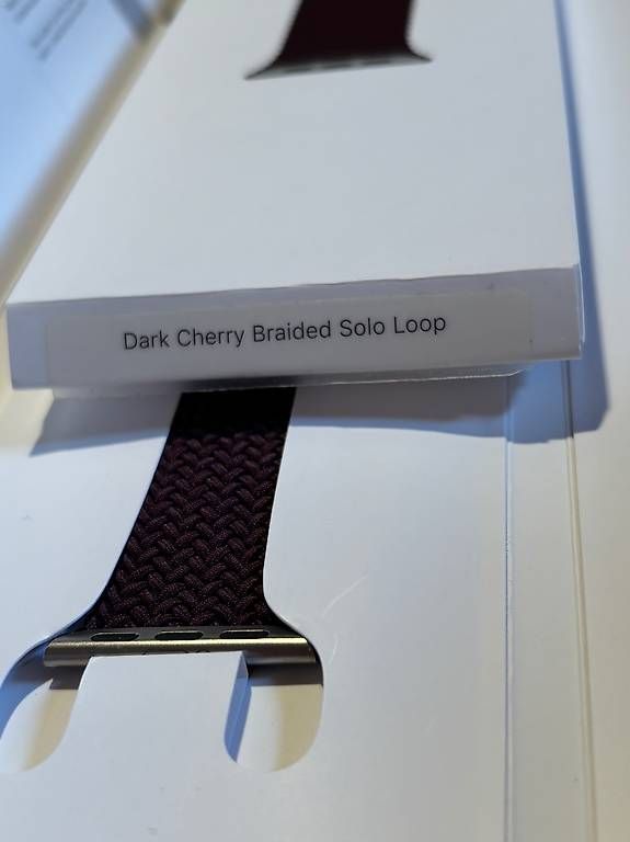 Apple Smartwatch: Braided solo loop `Dark Cherry` apple watch armband – Usato da Wetzikon ZH venduto da kiwiboy27 1