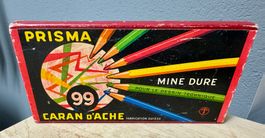 Alte Schachtel Farbstifte CARAN D‘ACHE PRISMA 99 aus Karton