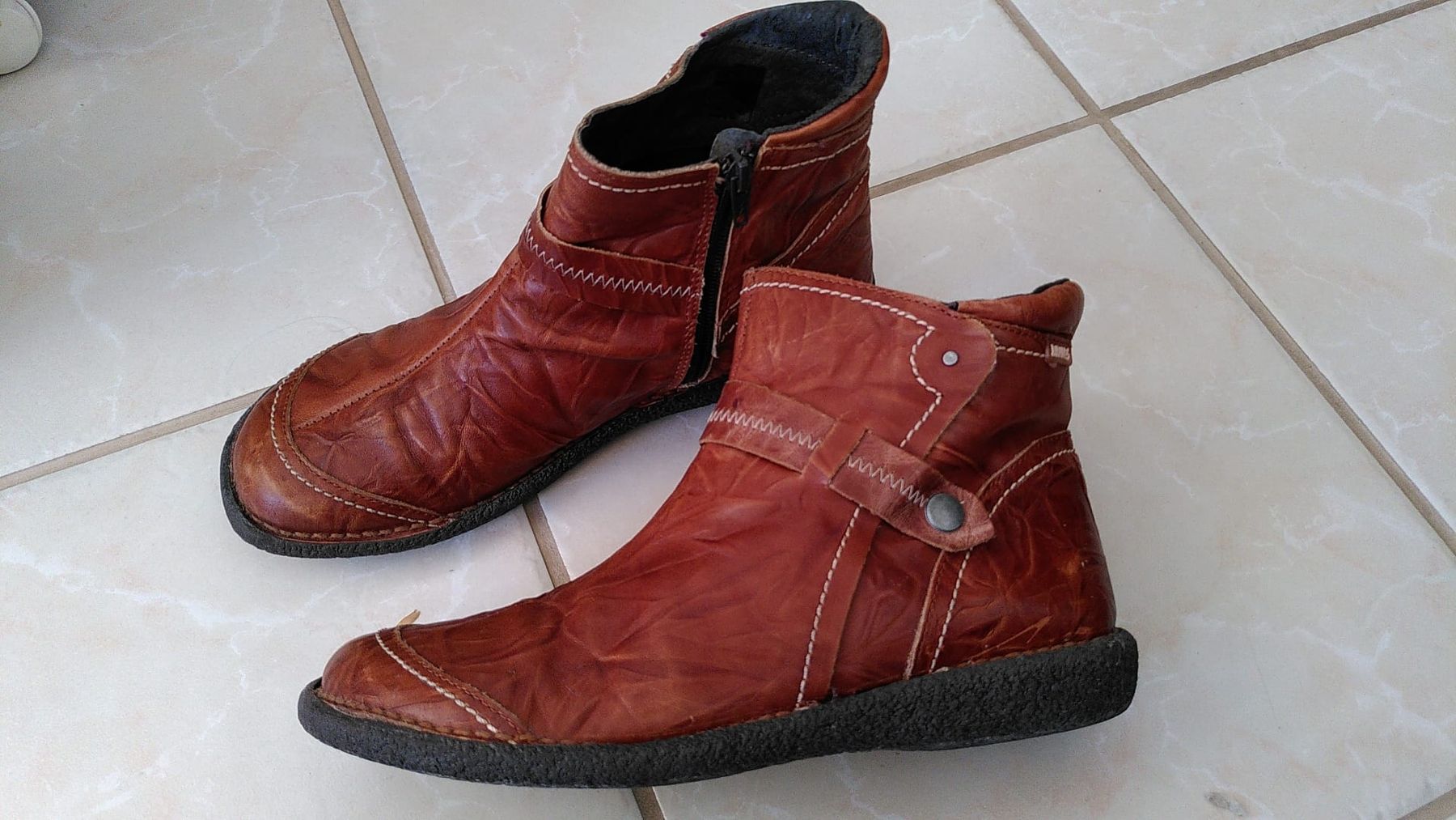 Damenschuhe: Leder Halbschuhe – Gebraucht aus Uster von Anali83