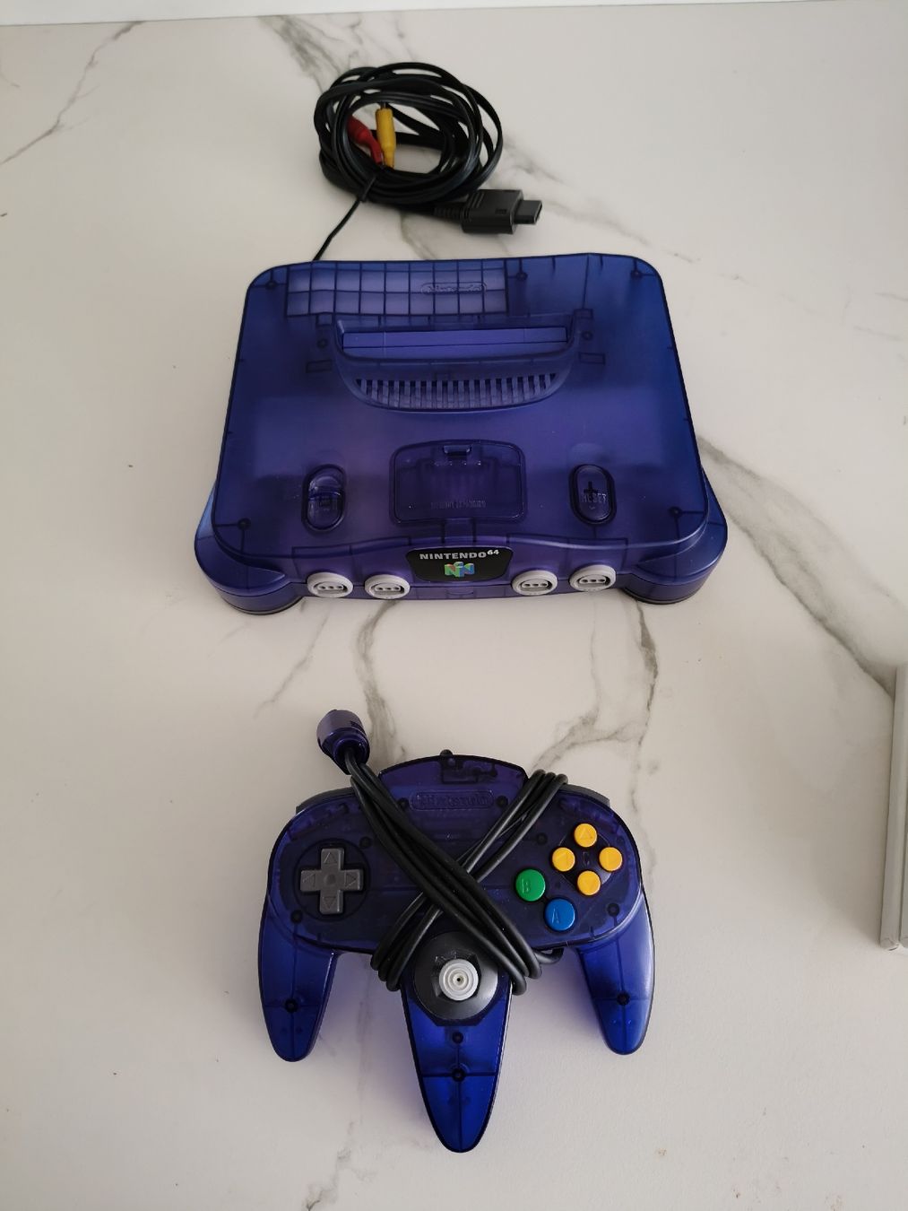Nintendo Konsolen: Nintendo 64 N64 Violett Konsole mit Controller - Sehr gut – Gebraucht aus Oensingen von ece_8k7q 9