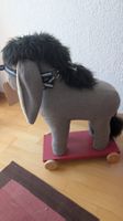 Esel für Kinder zum Reiten auf Rädern