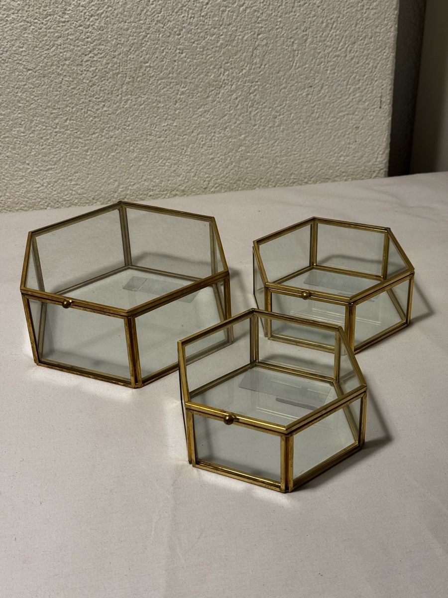 Portagioie: 12 Vintage Glasboxen/ Schmuckkästchen – Nuovo e nell'imballaggio originale da Stüsslingen venduto da leo_nzh6