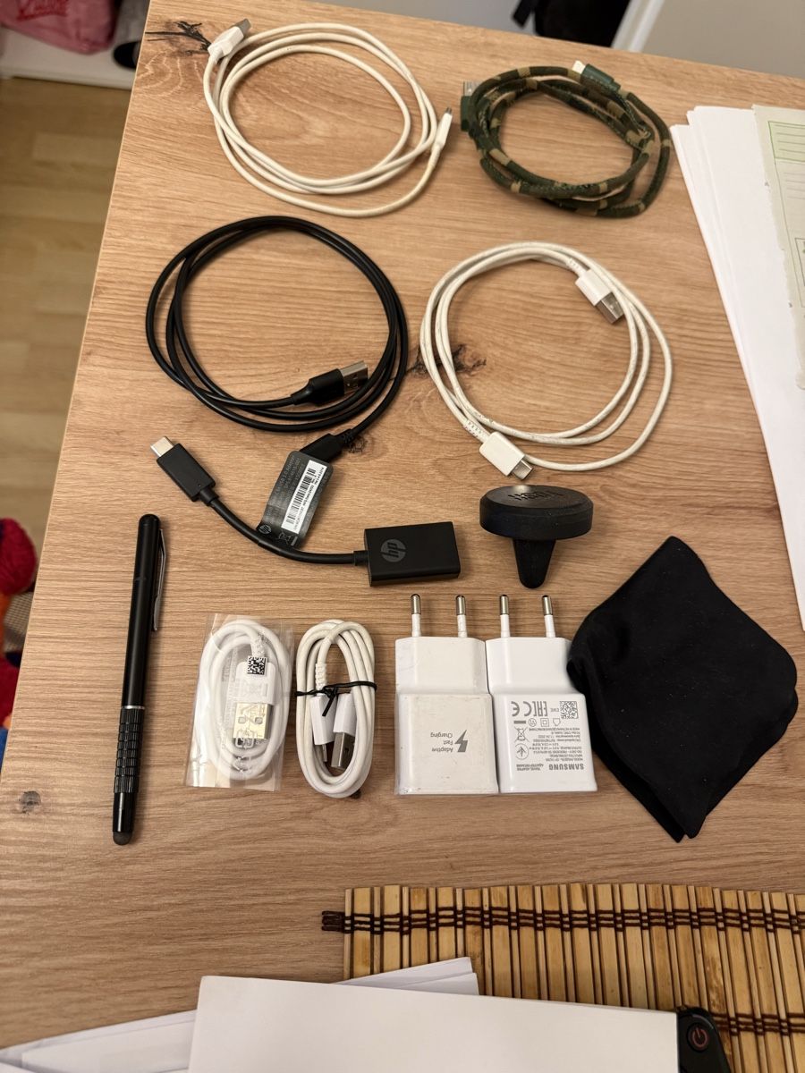 Samsung Caricabatterie: Ladekabel und Ladegerät – Usato da Kriens venduto da Ceer25