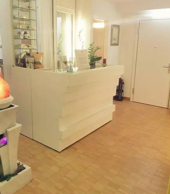 Ladenausstattungen & Messebau: Rezeption, Empfangs Theke – Gebraucht aus Rotkreuz von Quickseller-Pro