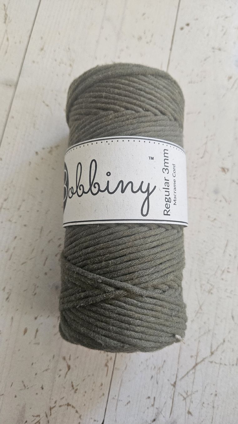 Kordeln & Faden: Bobbiny Makramee Garn Avocado 3mm 100m neu  – Neu und originalverpackt aus Zürich von tri_r96f