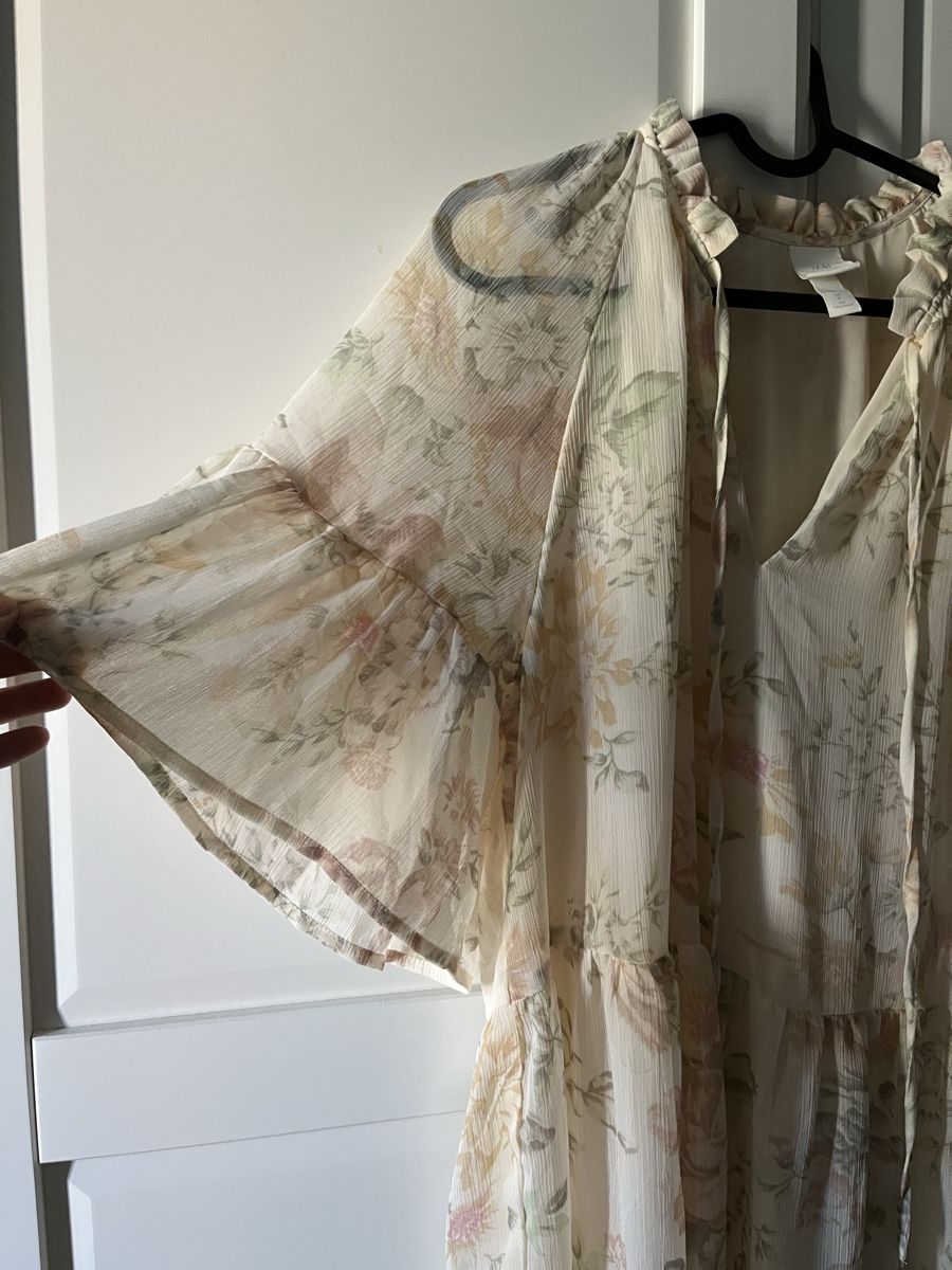 H&M Robes: Romantisches Kleid – Neuf (Voir description) à Allschwil par eyl_bb8q 2