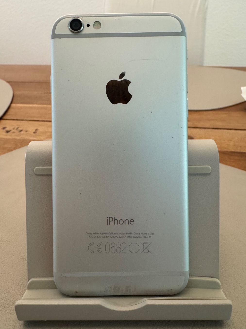 Apple Telefoni cellulari / Smartphones: iPhone 6 mit 95% Akku Kapazität – Usato da Adliswil venduto da Busys 3