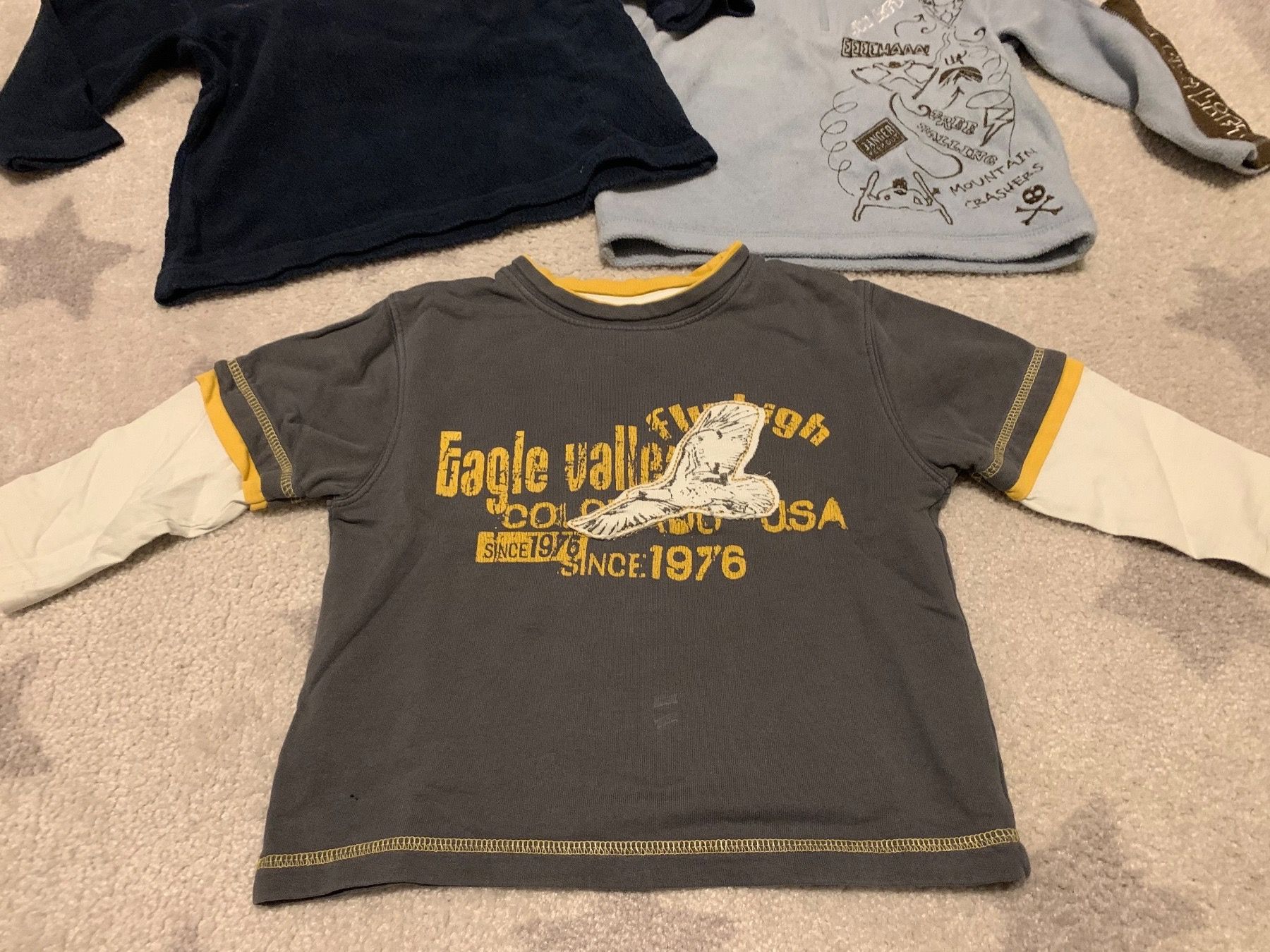 Pullover & Sweatshirts: 3 Pullover Gr. 92/98 – Gebraucht aus Kreuzlingen von jamie45 1
