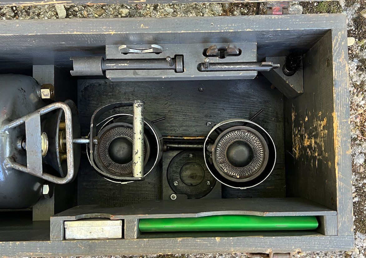 Appareils de cuisine: Benzingasverbrenner der  Schweizer Armee – D'occasion à Frauenfeld par LP_BUNKER 2