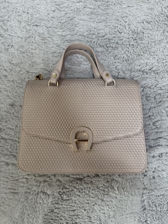Neue Agner Handtasche Beige Modell Pina