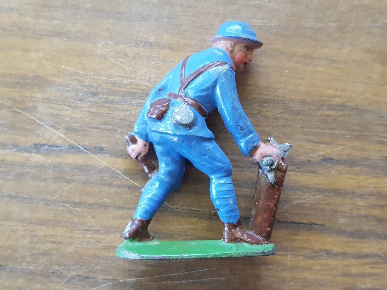 Figuren: Zinnfigur antik - Soldat Nr.1 – Gebraucht aus Mörschwil von antiksalon 7