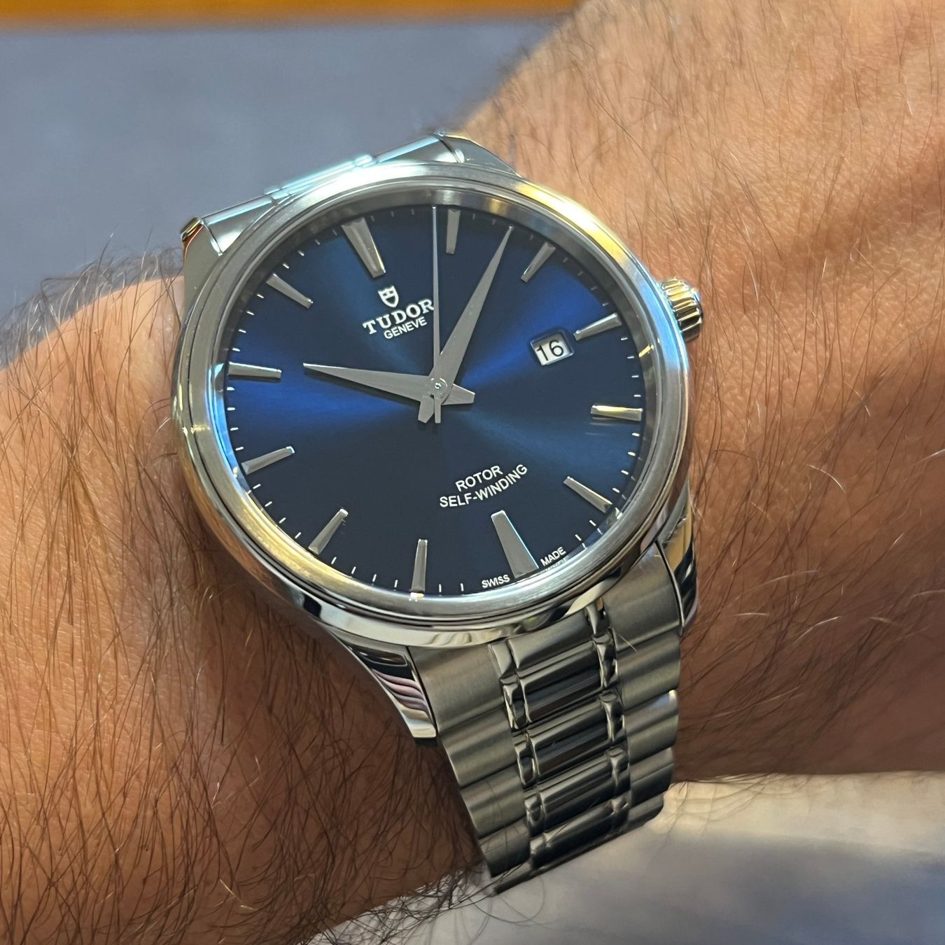 Tudor Montres: FLASH SALE Tudor Style Automatic Date Blue Dial 12700 – D'occasion à Carouge GE par Watchaser 3