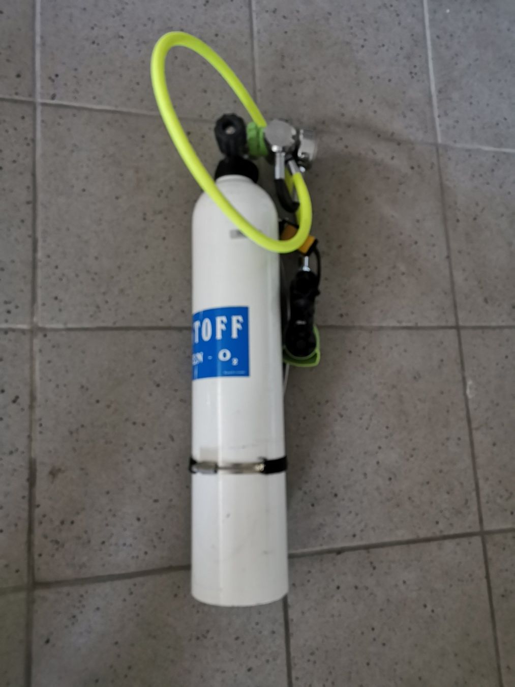 Tauchflaschen: 3L Sauerstoffflasche inkl.Automat, Fini, Rigging-Set, – Gebraucht aus Weggis von pipo29