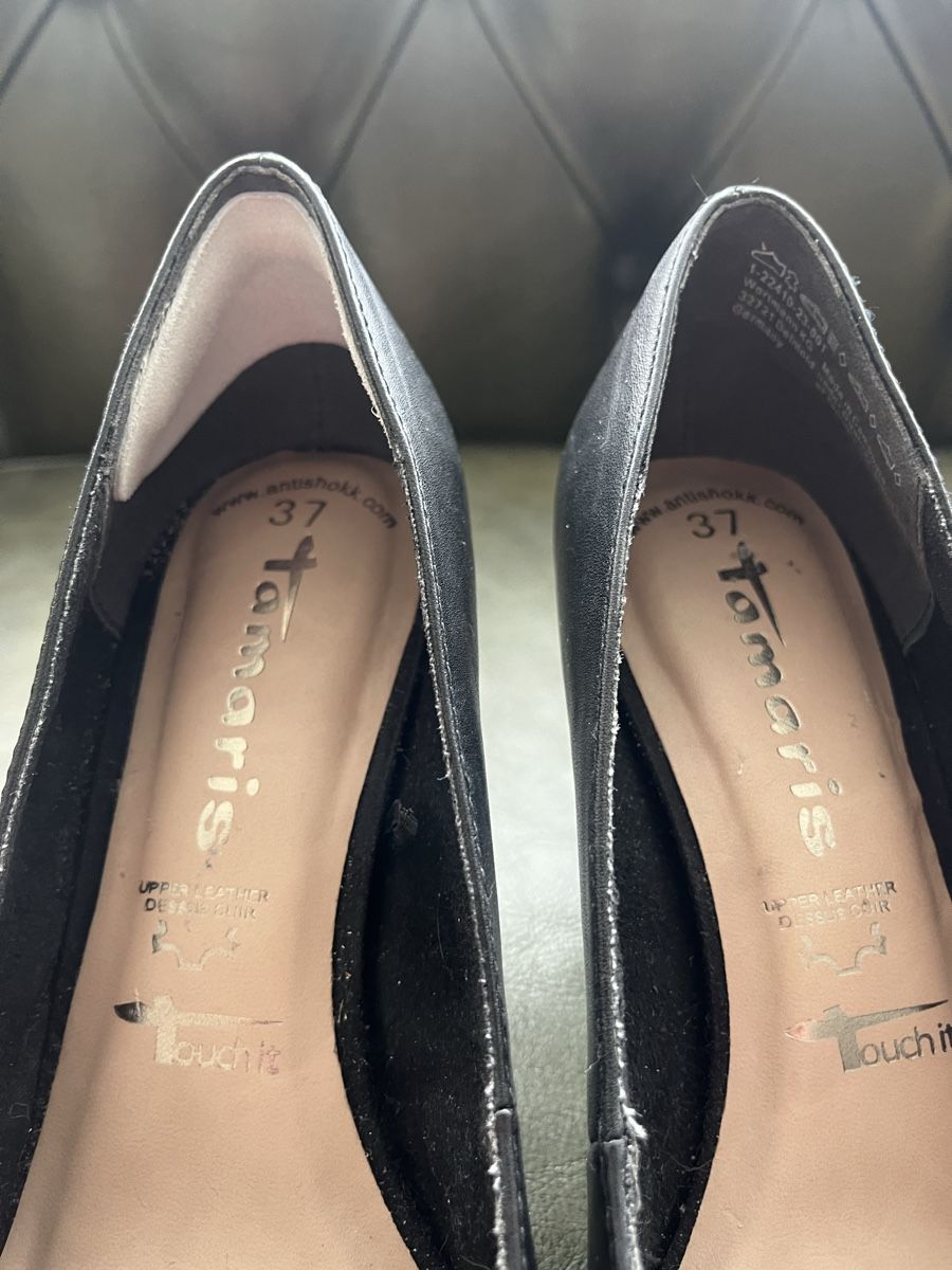 Tamaris Chaussures femmes: Pumps schwarz – D'occasion à Grosshöchstetten par lox_287b 1
