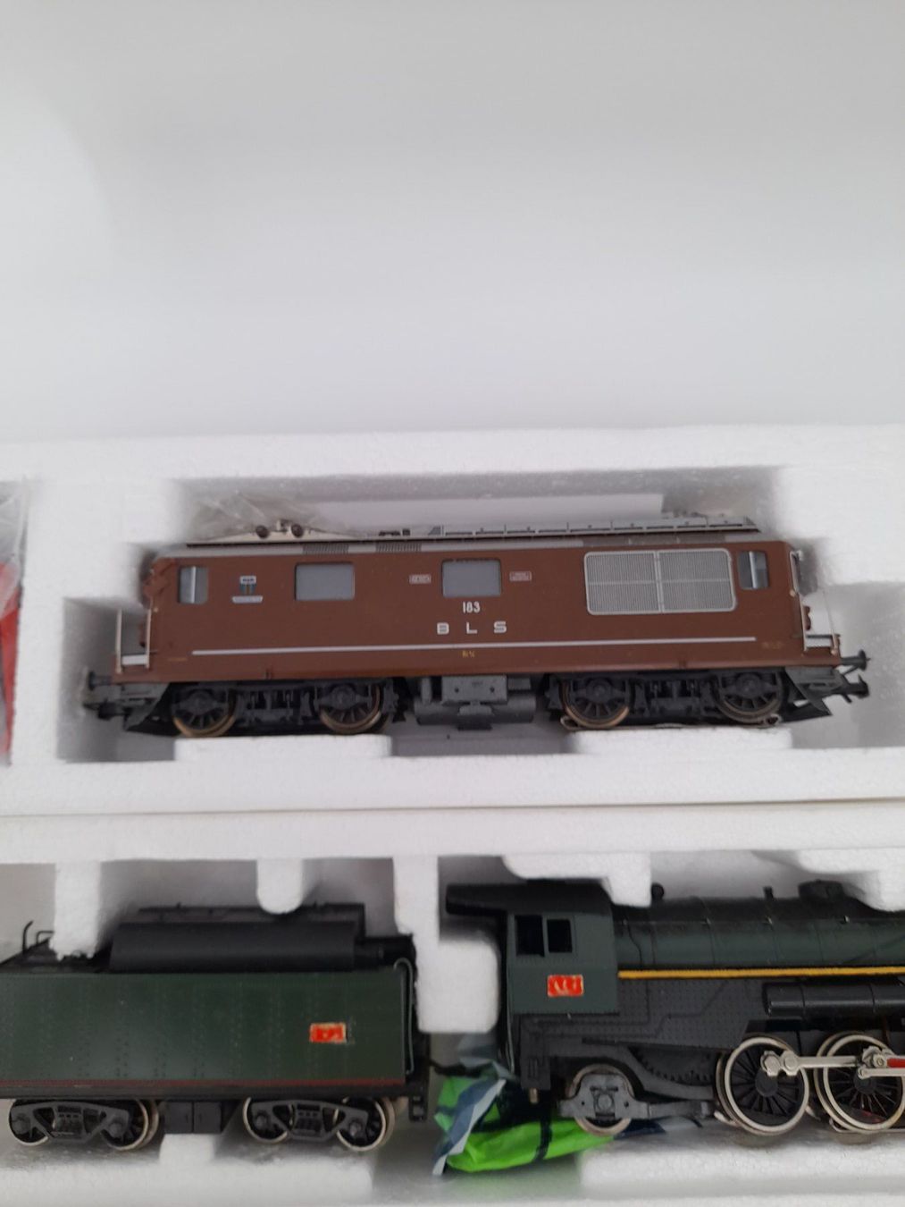 Lima Modellini di ferrovie: 5 Locomotives - Lima - CFF, SBB, etc .. – Usato da Delémont venduto da Loccaze2015 1