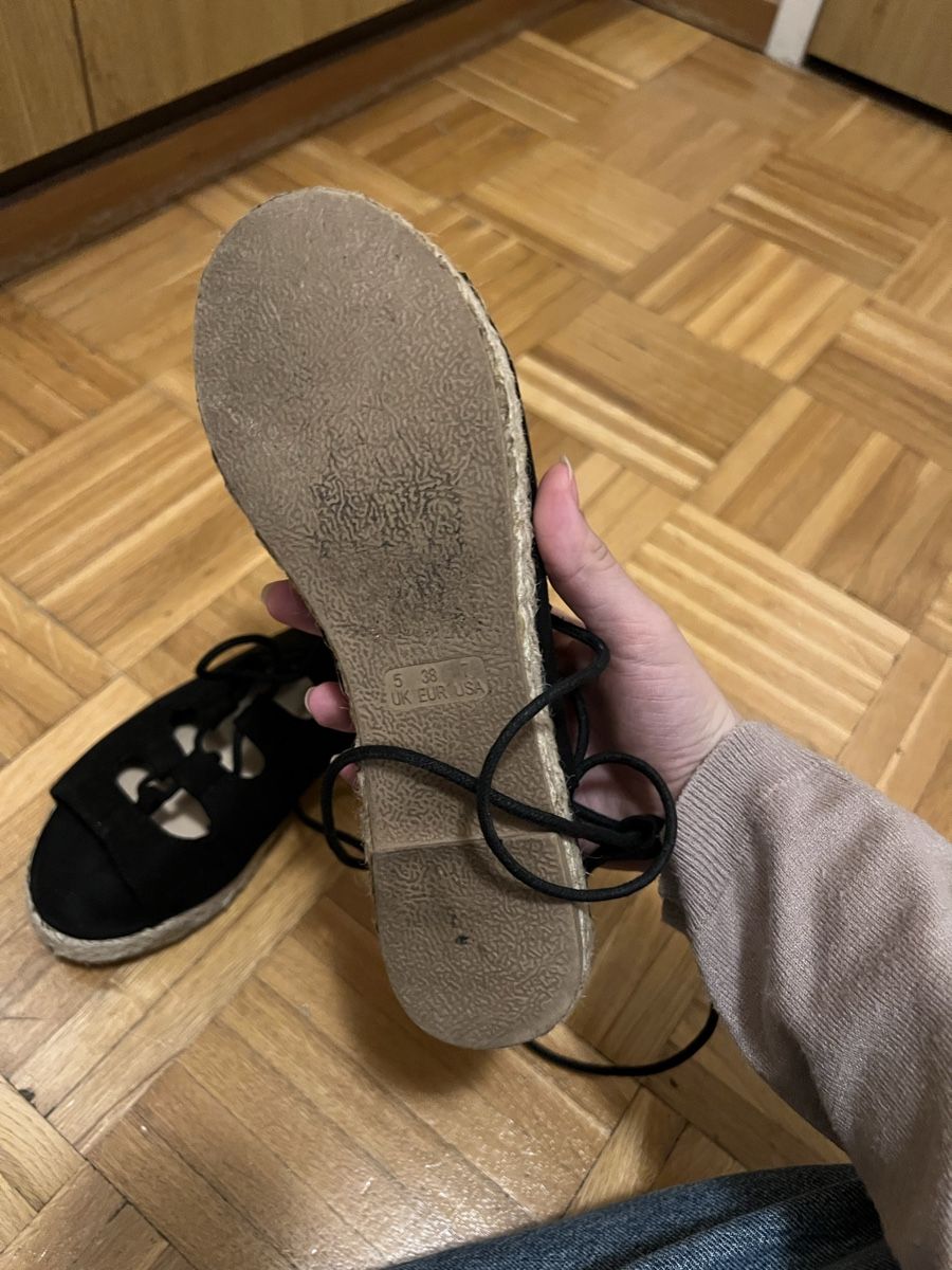 Scarpe da donna: Römersandalen – Usato da Dietikon venduto da vnsmrc 1