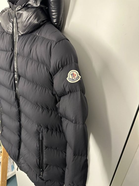 Moncler goeland jacket online