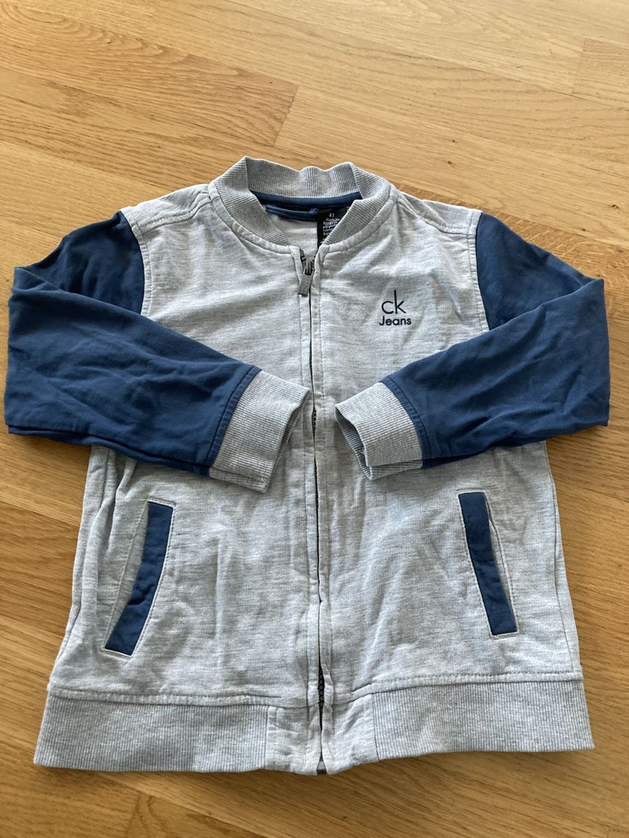 Jacken & Mäntel: Hoodie / Jacke Calvin Klein 4T – Gebraucht aus Zürich von CoSiMaJa