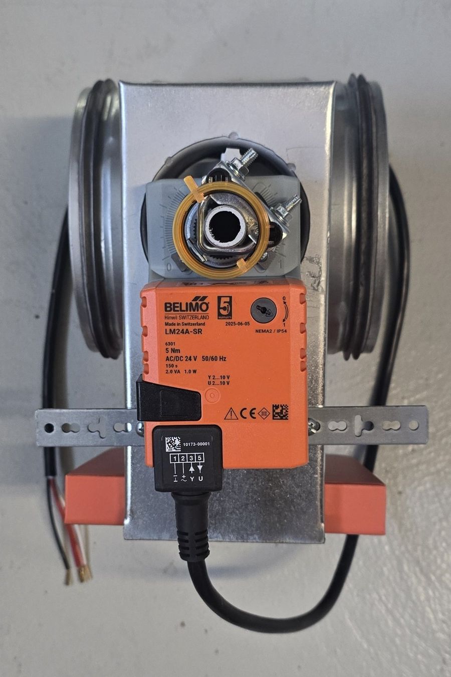 Belimo  Motori: Clapet servomoteur Belimo / Absperrklappe Belimo – Nuovo (secondo la descrizione) da Villarimboud venduto da pap_7579