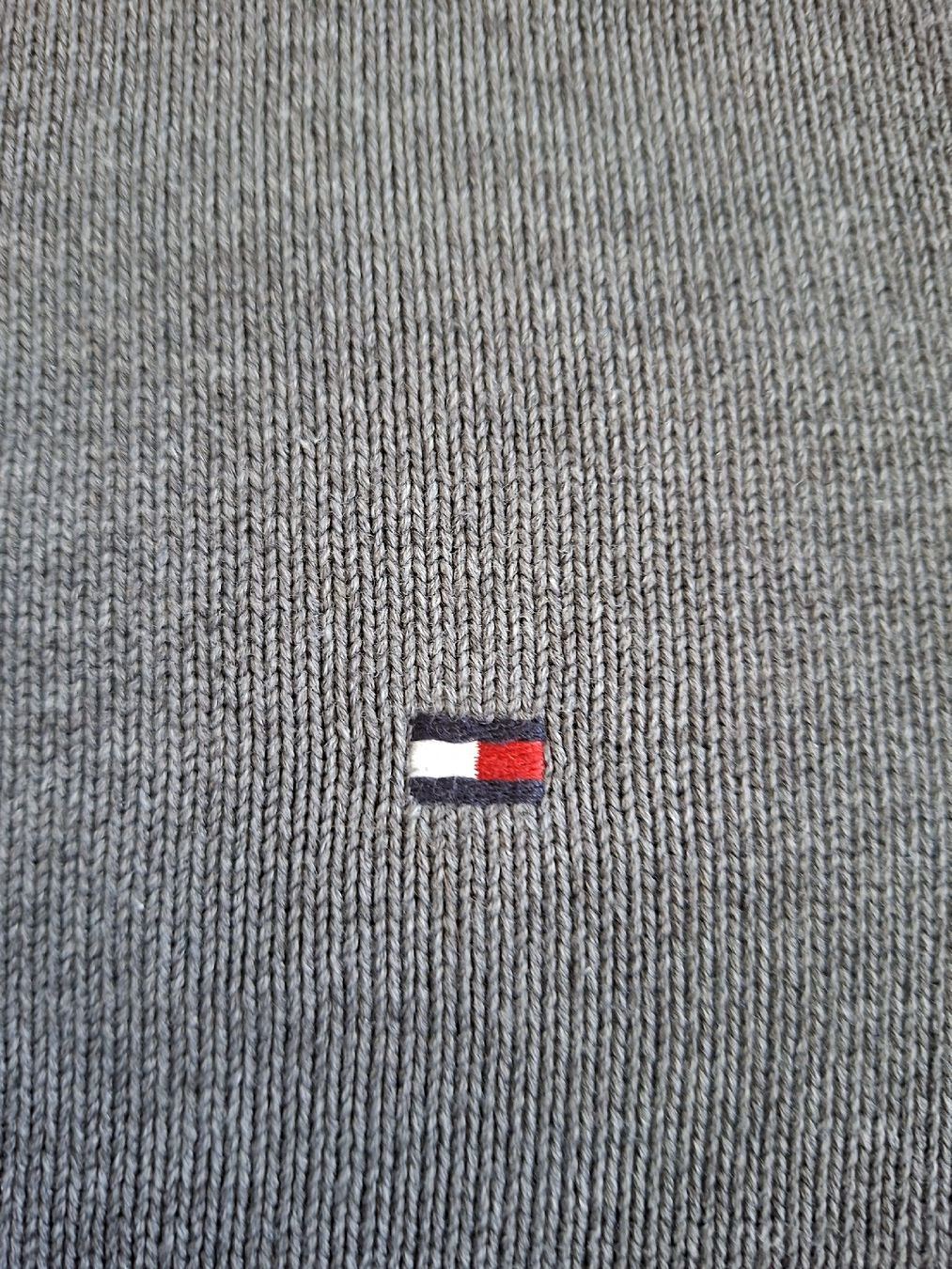 Tommy Hilfiger Maglioni & Felpe: Pull 1/4 zip Tommy Hilfiger gris fermeture éclair taille XL – Usato da Renens VD venduto da ser_j2fn 5