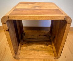 Massivholz Beistelltisch 41.5×41.5 cm → LETZTER PREIS CHF 85