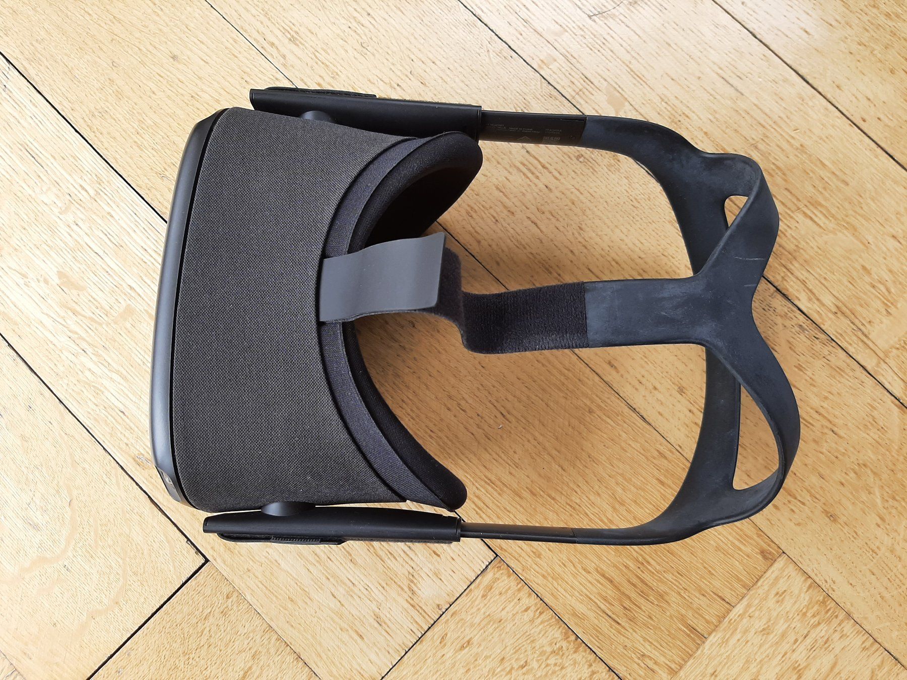 Meta Casco VR: Oculus Quest 1, 60GB Version, komplett – Usato da Zürich venduto da Chrishol 5