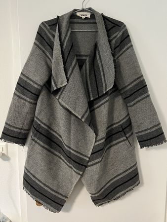 Grauer Cardigan / Mantel von BB Dakota Gr.M