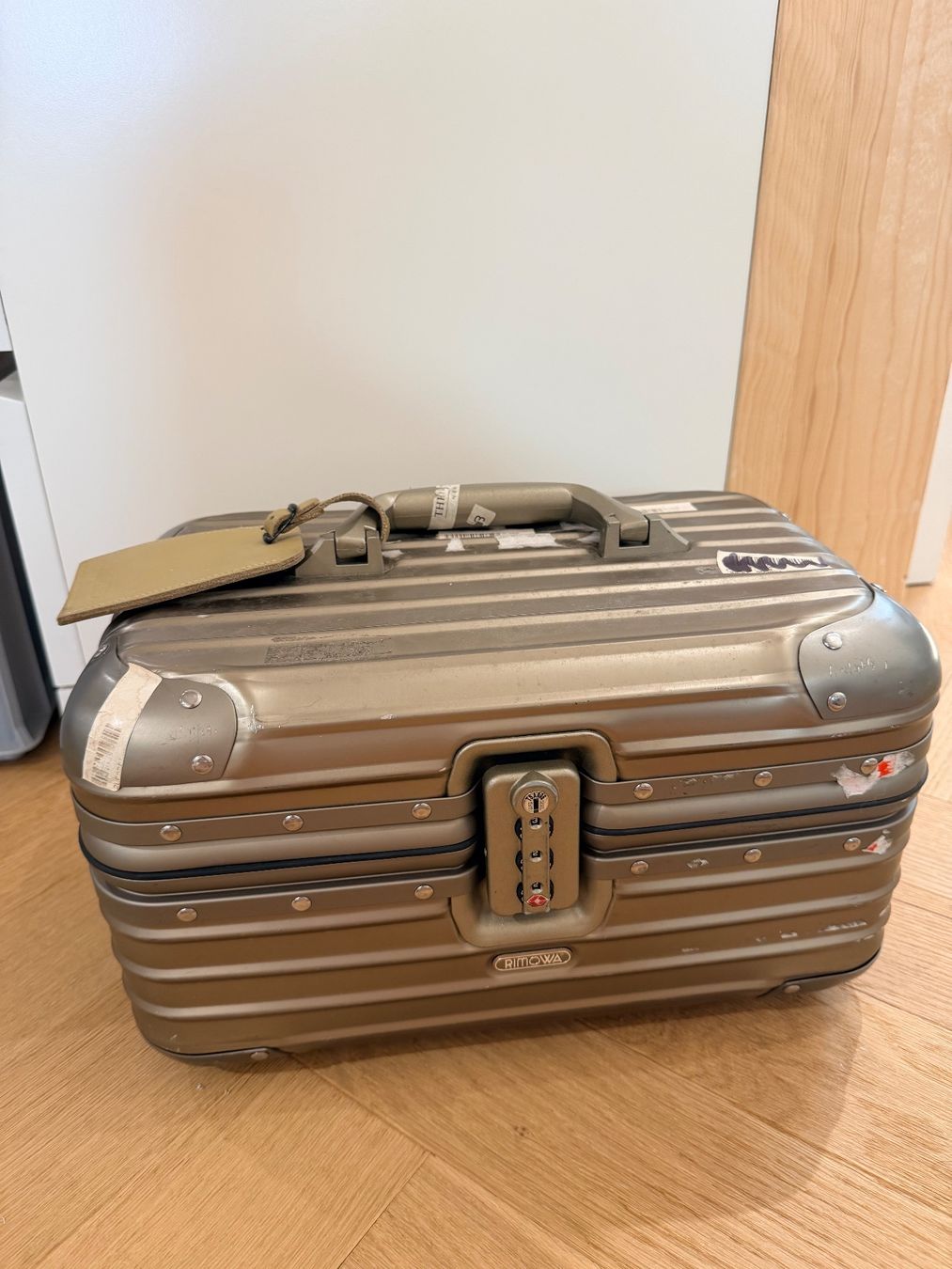 Rimowa Valigie: Rimowa Beauty Case – Usato da Roggwil TG venduto da est_r5x7