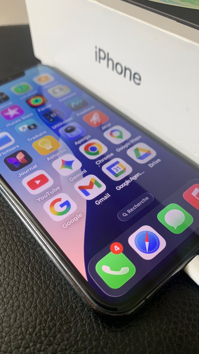 Apple Telefoni cellulari / Smartphones: iPhone 11 Pro – Usato da Villars-sur-Glâne venduto da jacs01