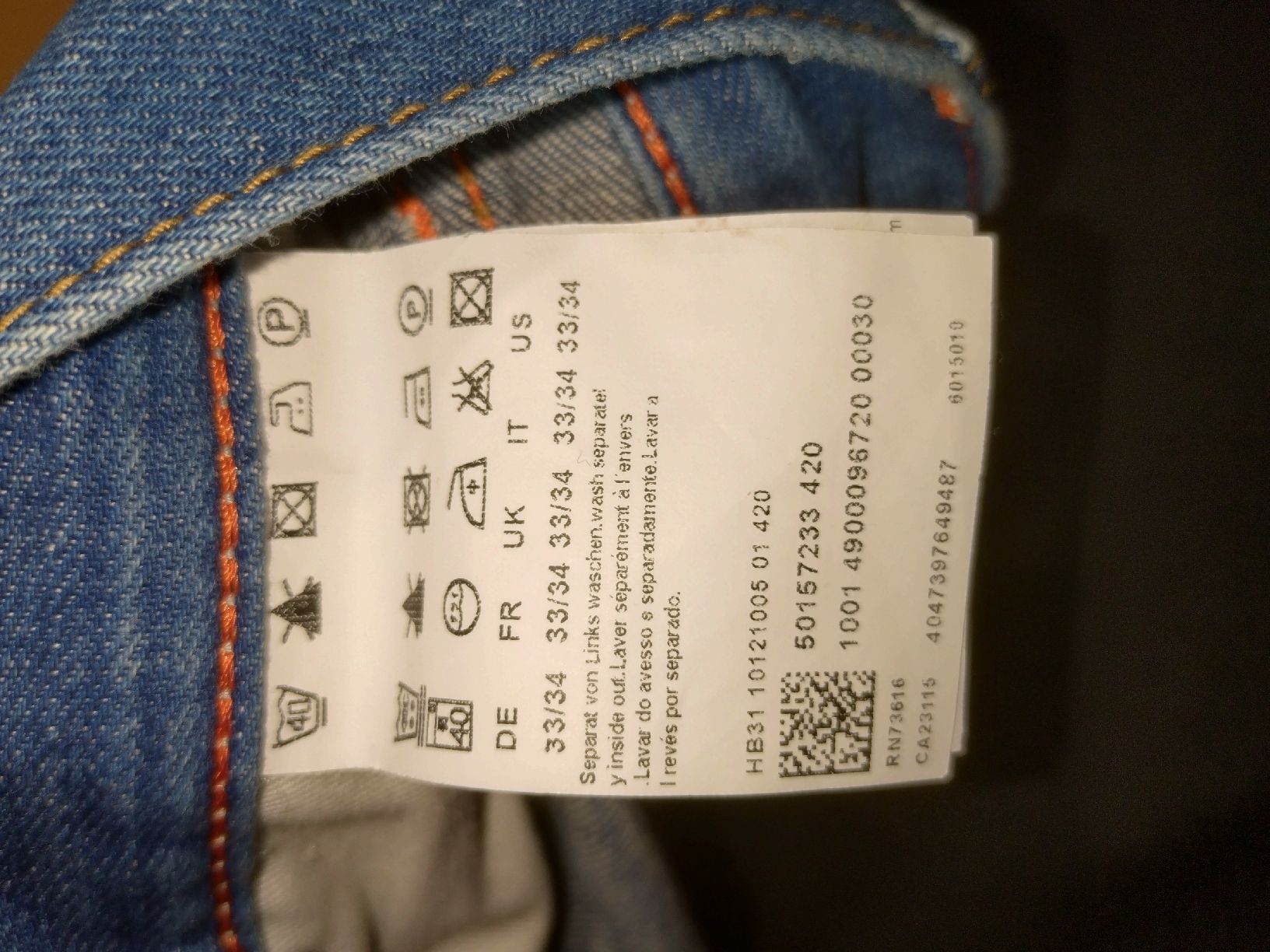 Hugo Boss Jeans: Jean Hugo Boss, taille 33/34, TBE – Usato da Farvagny-le-Grand venduto da LaCaverne 8