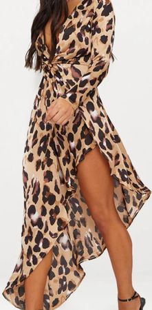 Neues Kleid mit Leopardenmuster