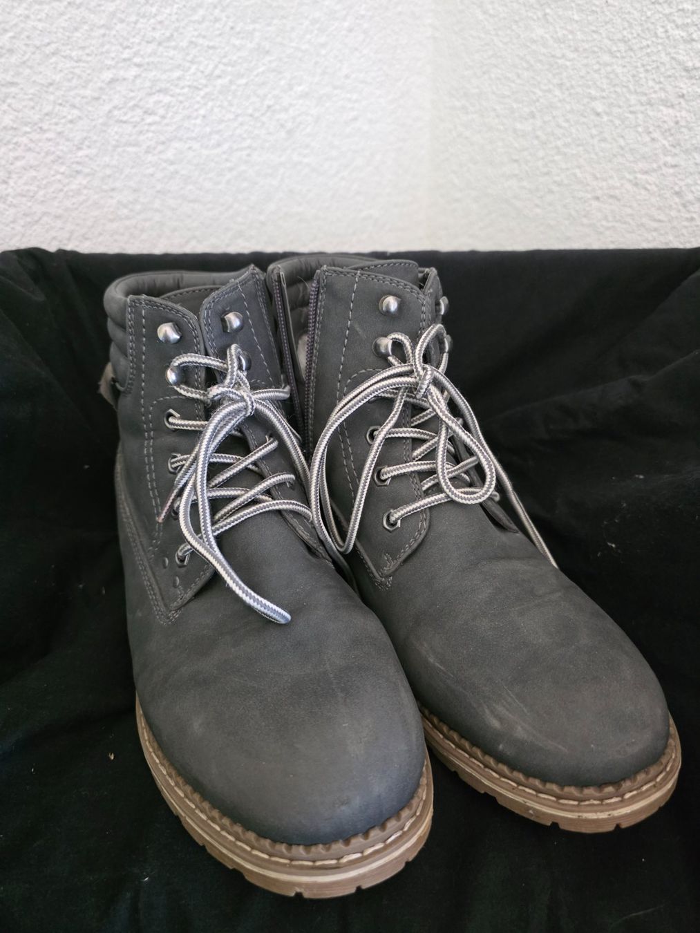 Scarpe da donna: Schuhe – Usato da Mörigen venduto da Sandra_z