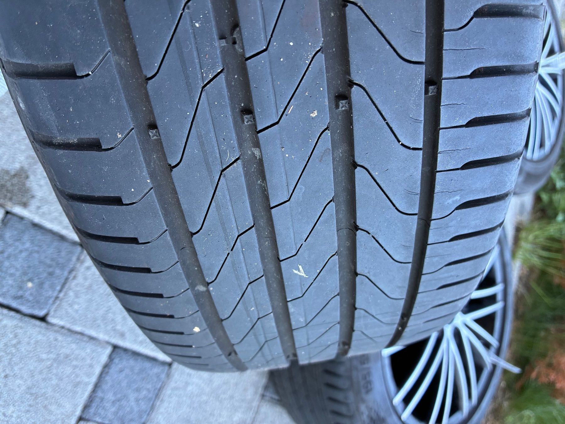 BMW Pneumatici & Ruote complete: Sommerpneu BMW F20.. – Usato da Oensingen venduto da xav_28j9 1