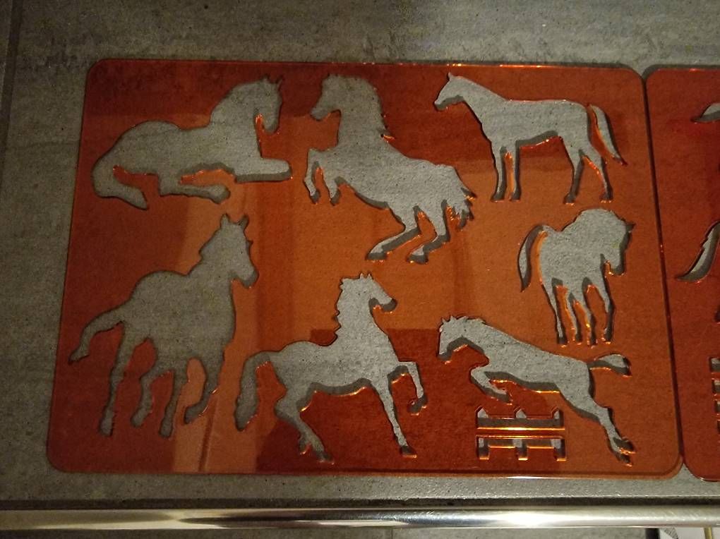 Schablonen: Malschablone Pferd, Reiter – Gebraucht aus Würenlingen von Nicole3671